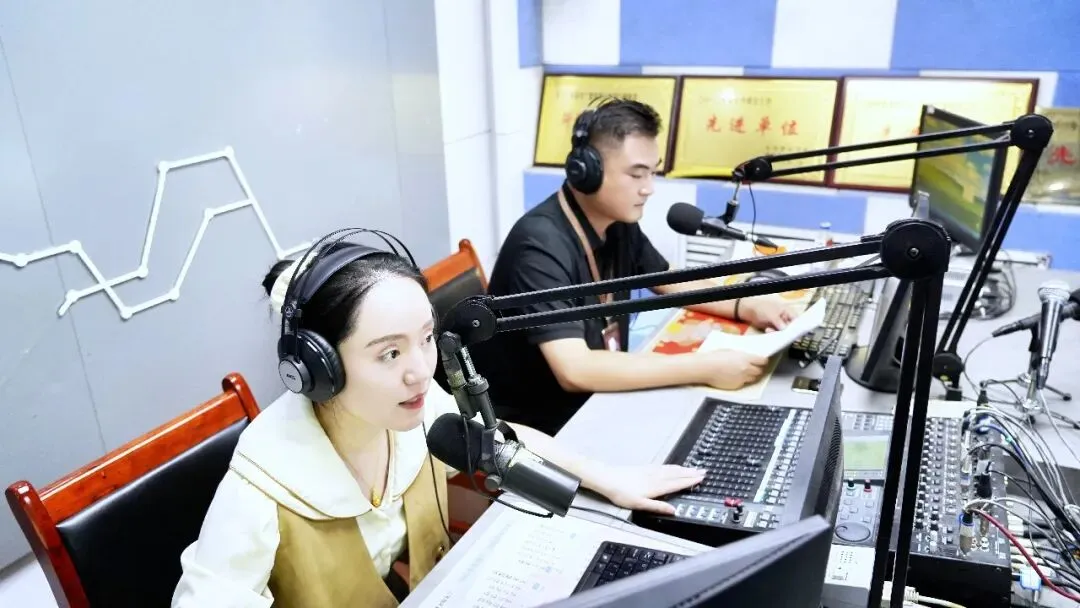 中考落榜不用愁!948 家长课堂专访|菏泽新东方烹饪解锁技能成才新出路!-第5张图片-四季读书网