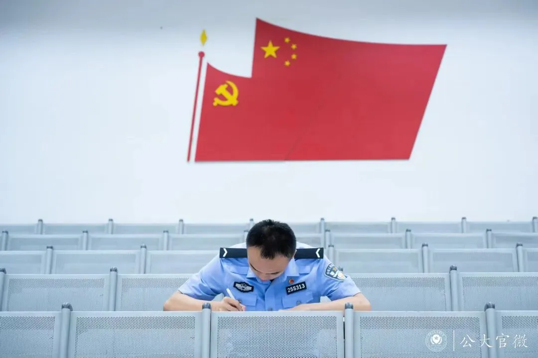 一份来自期末的试卷,每道题都在演我!-第26张图片-四季读书网 一份来自期末的试卷,每道题都在演我!-第26张图片-四季读书网