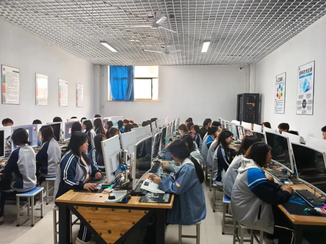 中考落榜≠人生落幕!初三没考上高中,来甘肃华新技工学校,逆袭出彩未来-第3张图片-四季读书网