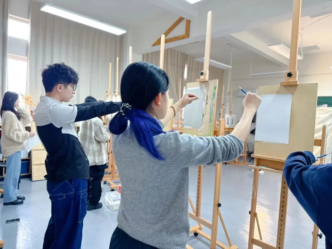 无需中考成绩,门槛低+升学好+花费少!上海少有的国际中本贯通项目-第15张图片-四季读书网 无需中考成绩,门槛低+升学好+花费少!上海少有的国际中本贯通项目-第15张图片-四季读书网