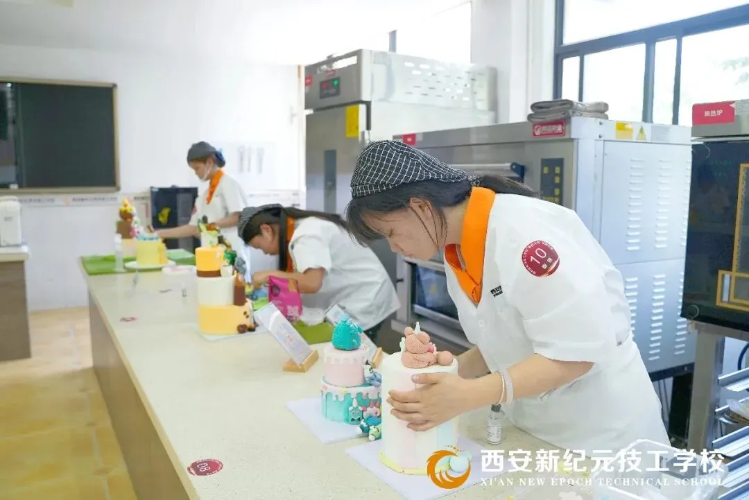 中考出分焦虑刷屏!文化课薄弱别硬冲普高,2026另一条成才路家长必看-第33张图片-四季读书网