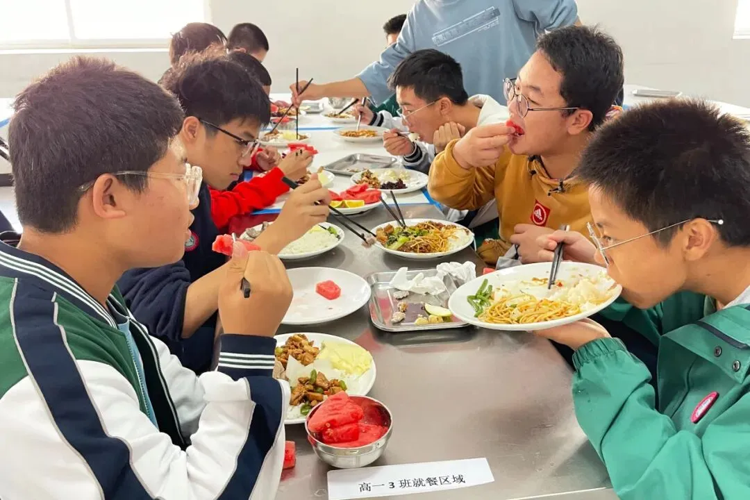 中考 560 分以上学子看过来!昆明鲁轩高级中学 2026 志愿填报指南来了-第29张图片-四季读书网