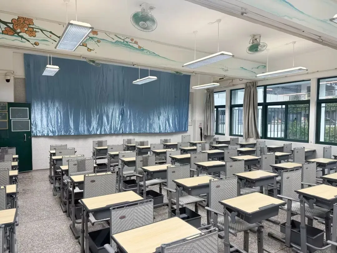 劳动砺心智,洁净助中考——我校期末“搬家式”大扫除活动践行“做美好生活合伙人”理念-第60张图片-四季读书网 劳动砺心智,洁净助中考——我校期末“搬家式”大扫除活动践行“做美好生活合伙人”理念-第60张图片-四季读书网