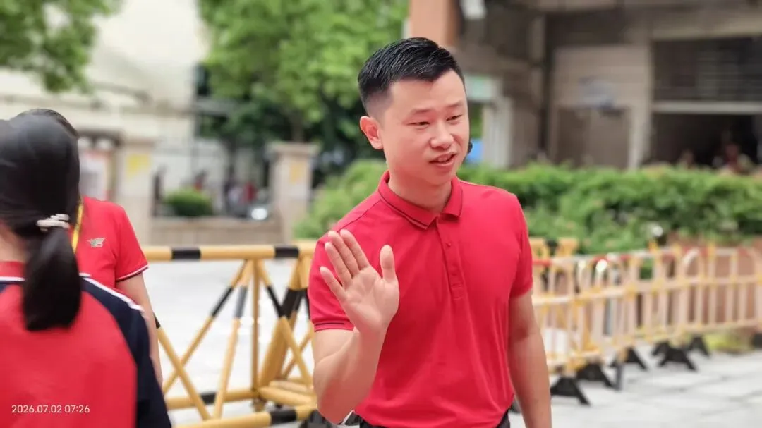 中考收官撒花!六中少年落笔生辉,奔赴滚烫新程!——2026届佛山六中圆满落幕-第33张图片-四季读书网