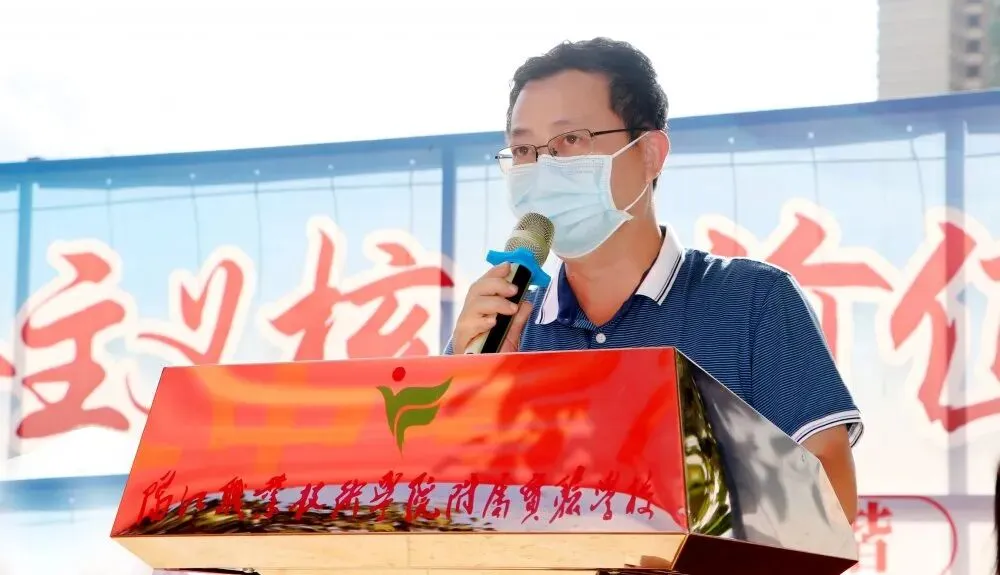 砺兵今朝 亮剑中考-第10张图片-四季读书网 砺兵今朝 亮剑中考-第10张图片-四季读书网