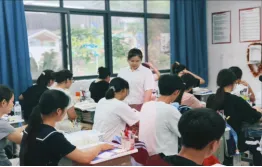 中考必看!来宾市金秋实验学校2026 招生、奖助、填报全攻略-第8张图片-四季读书网