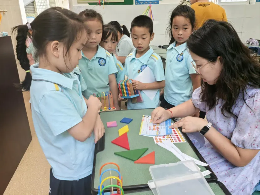 告别试卷!龙泉驿小学一、二年级用“玩”交出学期答卷①-第19张图片-四季读书网 告别试卷!龙泉驿小学一、二年级用“玩”交出学期答卷①-第19张图片-四季读书网