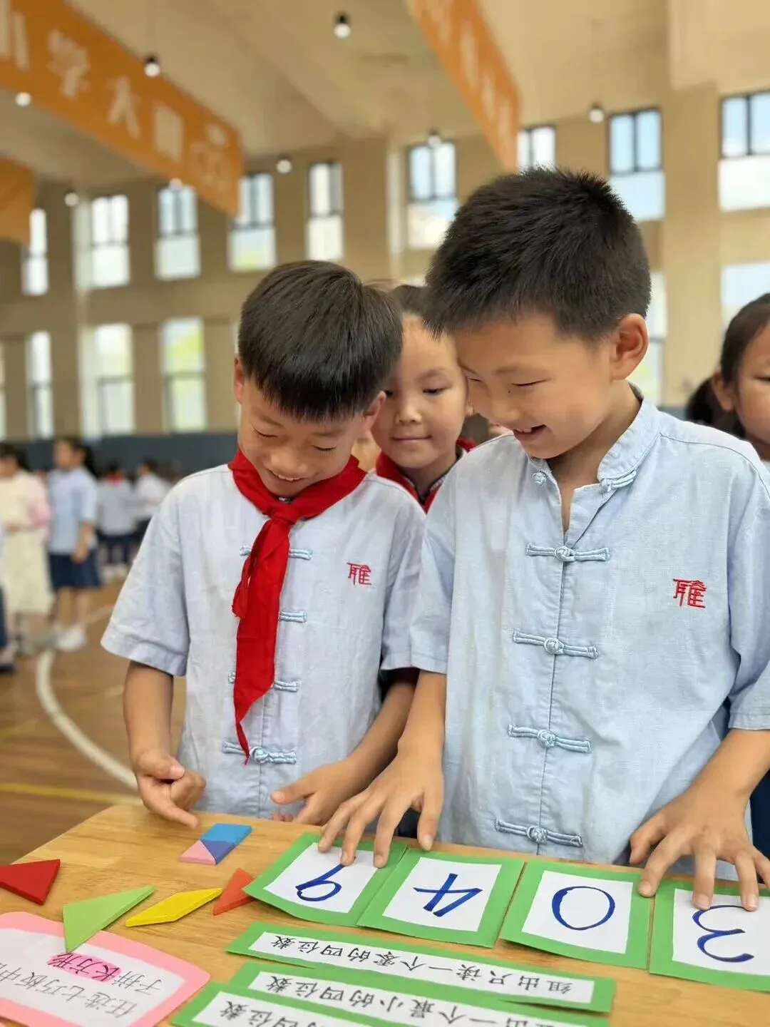 告别试卷!龙泉驿小学一、二年级用“玩”交出学期答卷①-第23张图片-四季读书网 告别试卷!龙泉驿小学一、二年级用“玩”交出学期答卷①-第23张图片-四季读书网