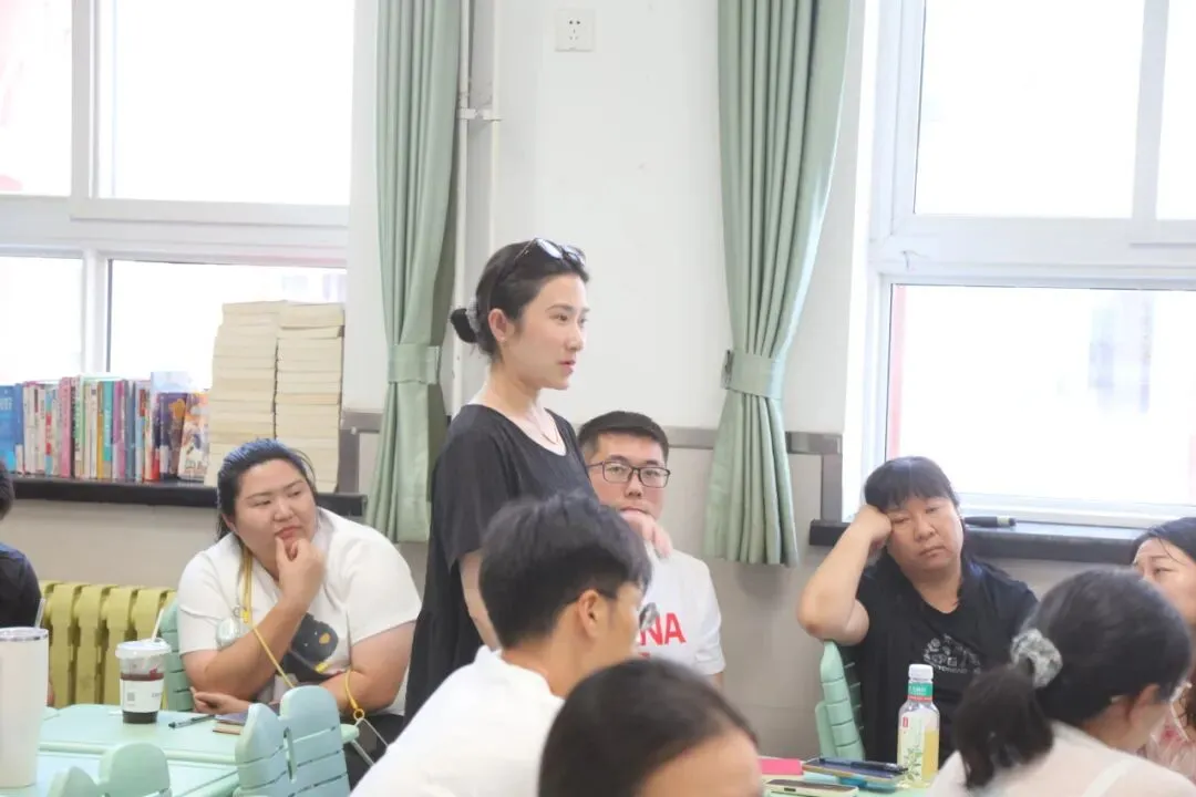 【学·苑·教学】以试卷为抓手 共探提质新路径——学院路小学期末质量分析会圆满召开-第15张图片-四季读书网 【学·苑·教学】以试卷为抓手 共探提质新路径——学院路小学期末质量分析会圆满召开-第15张图片-四季读书网