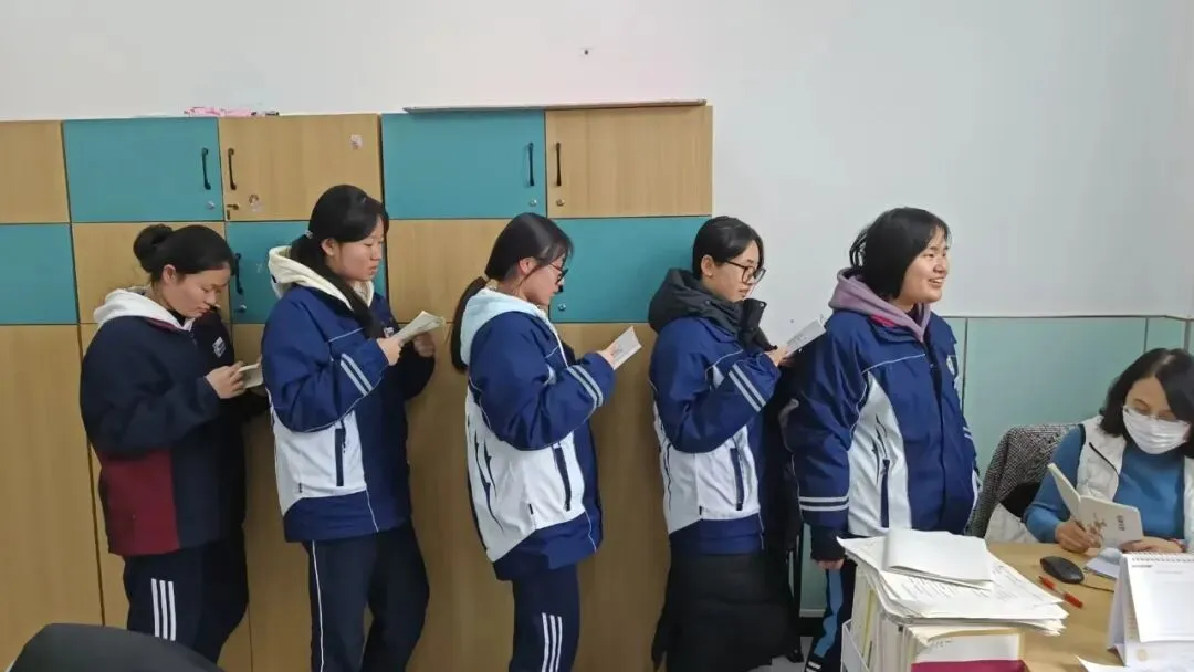 中考没过普高线,三年后她考上了本科-第22张图片-四季读书网 中考没过普高线,三年后她考上了本科-第22张图片-四季读书网
