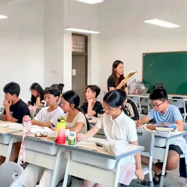 再战中考圆梦重高|百问百答12人精品试读营7月12日开班-第2张图片-四季读书网 再战中考圆梦重高|百问百答12人精品试读营7月12日开班-第2张图片-四季读书网