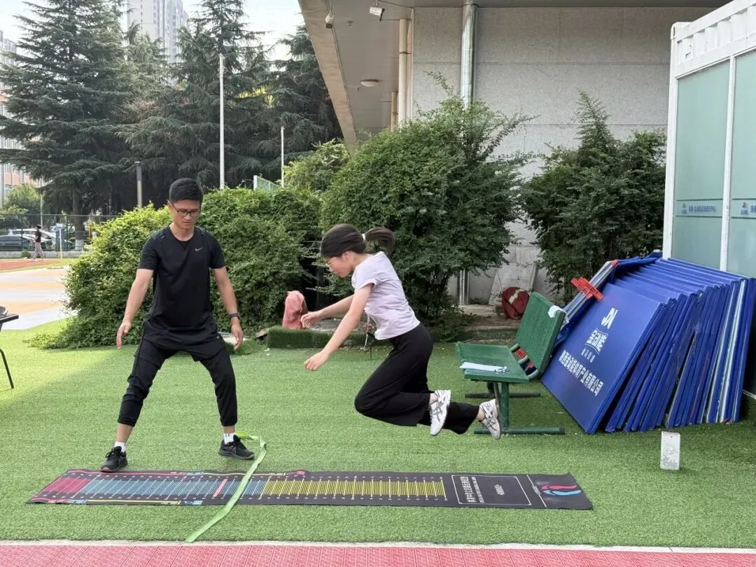中考体育暑假班,火热报名中~-第11张图片-四季读书网