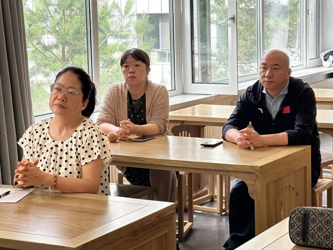 学科建设 | 高考真题思维碰撞启新程,梯队共研共思促成长——呼市一中刘振宇名师工作室深度剖析2025年黑、吉、辽、蒙高考生物-第2张图片-四季读书网 学科建设 | 高考真题思维碰撞启新程,梯队共研共思促成长——呼市一中刘振宇名师工作室深度剖析2025年黑、吉、辽、蒙高考生物-第2张图片-四季读书网