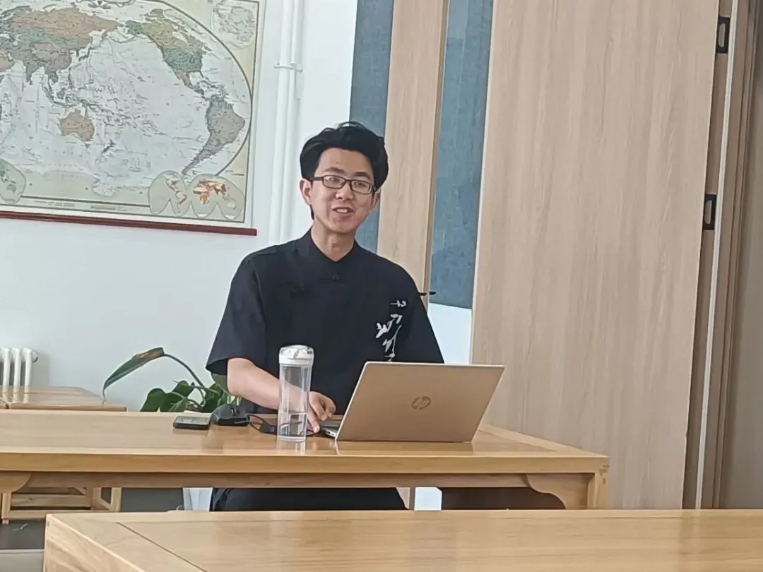 学科建设 | 高考真题思维碰撞启新程,梯队共研共思促成长——呼市一中刘振宇名师工作室深度剖析2025年黑、吉、辽、蒙高考生物-第5张图片-四季读书网 学科建设 | 高考真题思维碰撞启新程,梯队共研共思促成长——呼市一中刘振宇名师工作室深度剖析2025年黑、吉、辽、蒙高考生物-第5张图片-四季读书网