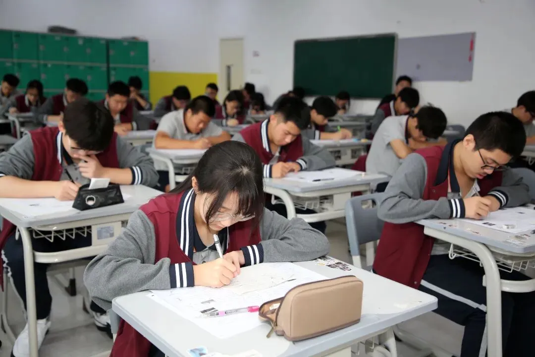 中考择校白热化!天津这所学校双赛道升学火了!-第14张图片-四季读书网 中考择校白热化!天津这所学校双赛道升学火了!-第14张图片-四季读书网