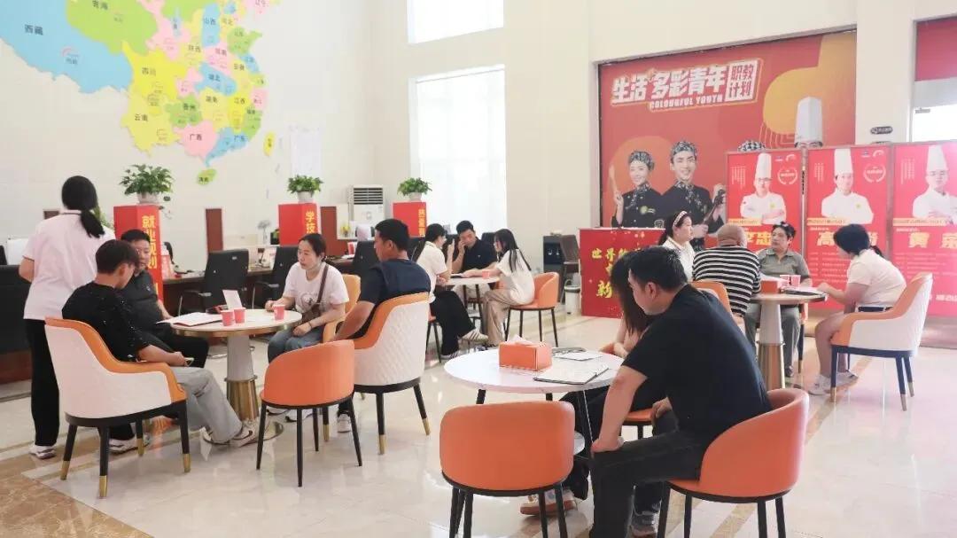 孩子中考滑档 / 未录取怎么办?宁波新东方让孩子换条赛道逆袭成 “抢手人才”!-第18张图片-四季读书网 孩子中考滑档 / 未录取怎么办?宁波新东方让孩子换条赛道逆袭成 “抢手人才”!-第18张图片-四季读书网