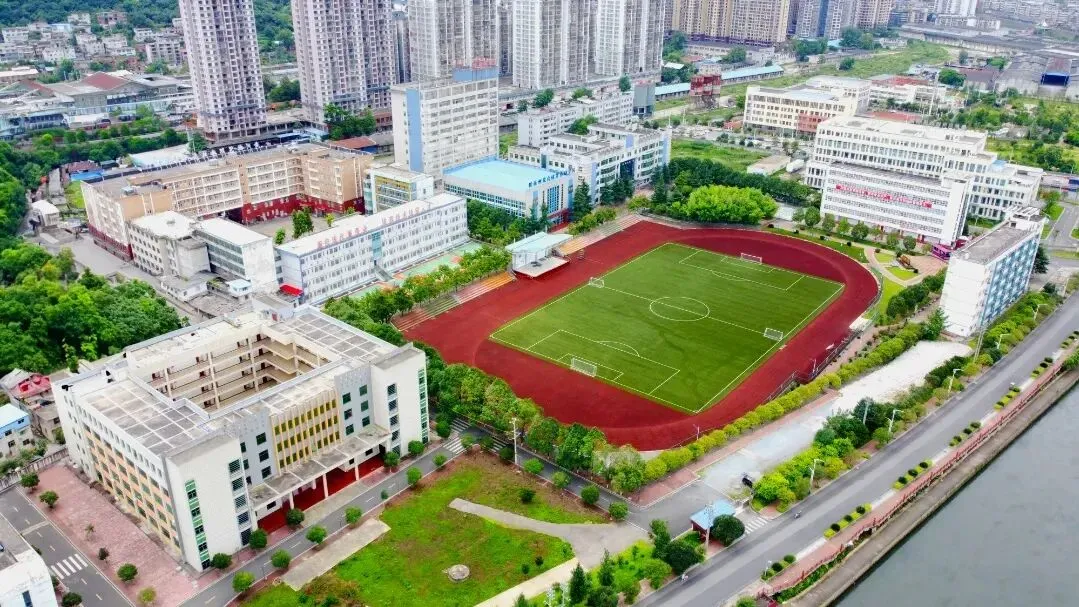 黔南州广大实验高级中学2026年中考志愿填报咨询会-第11张图片-四季读书网 黔南州广大实验高级中学2026年中考志愿填报咨询会-第11张图片-四季读书网