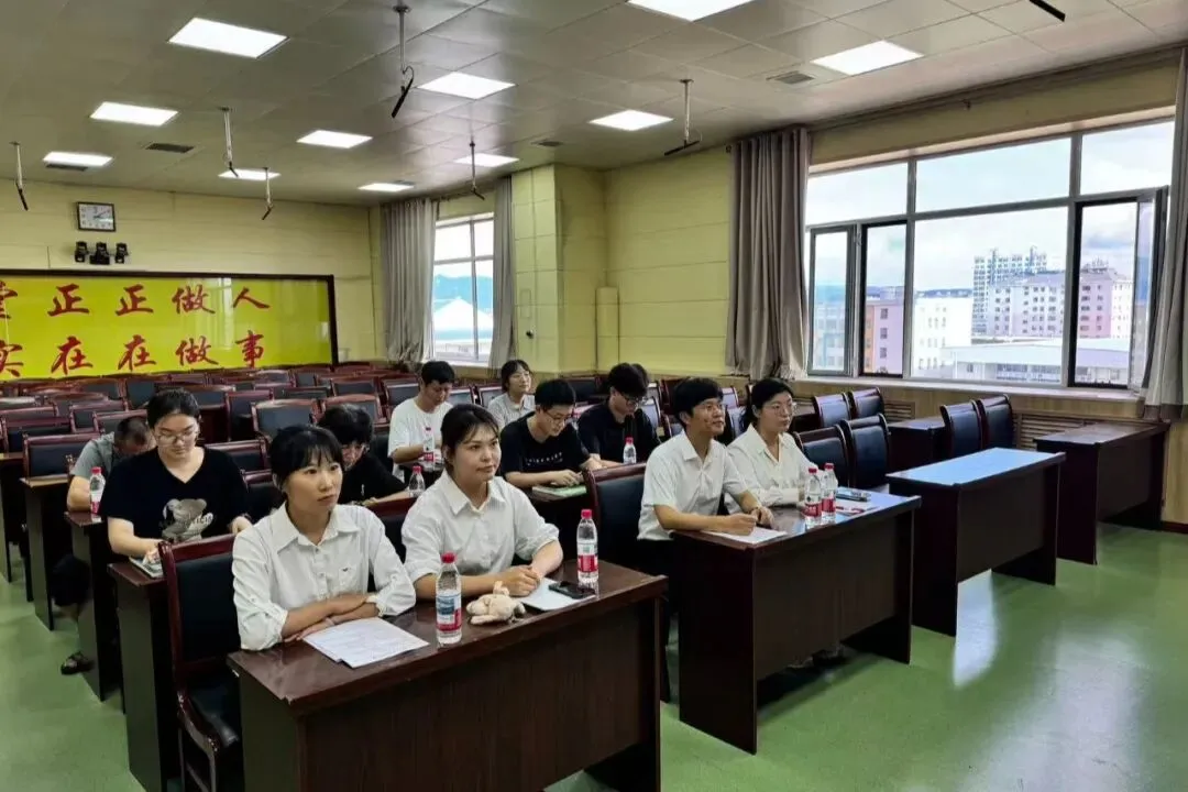 研真题明方向谋备考启新程——我校＂讲高考题＂系列活动之生物高考评析会顺利开展-第1张图片-四季读书网
