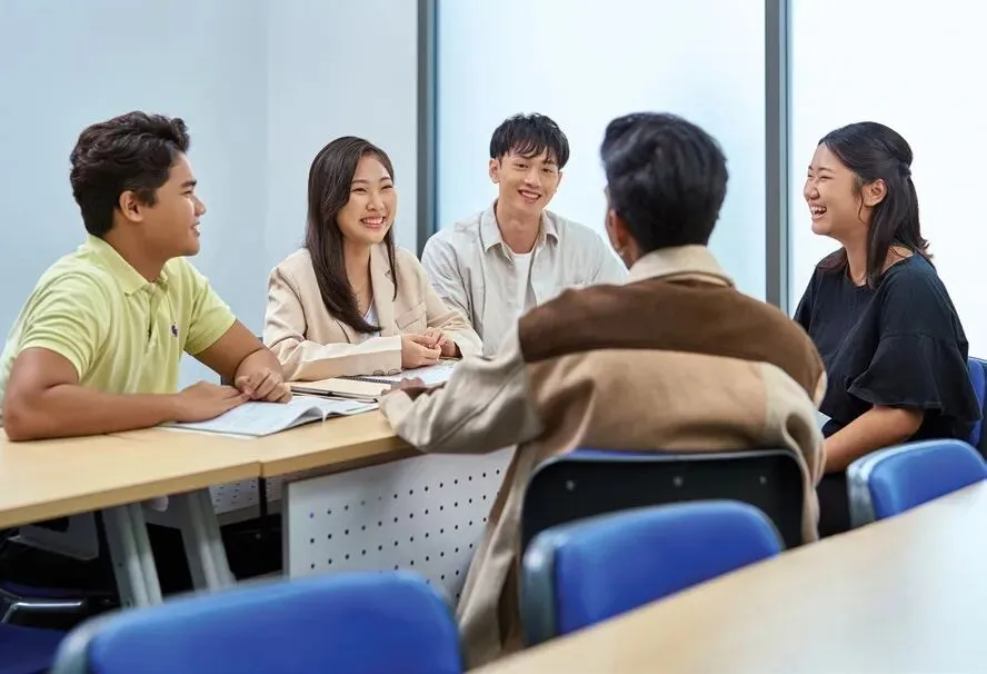 中考后,除了普高和国际高中,还有这条宝藏新加坡升学路径-第8张图片-四季读书网