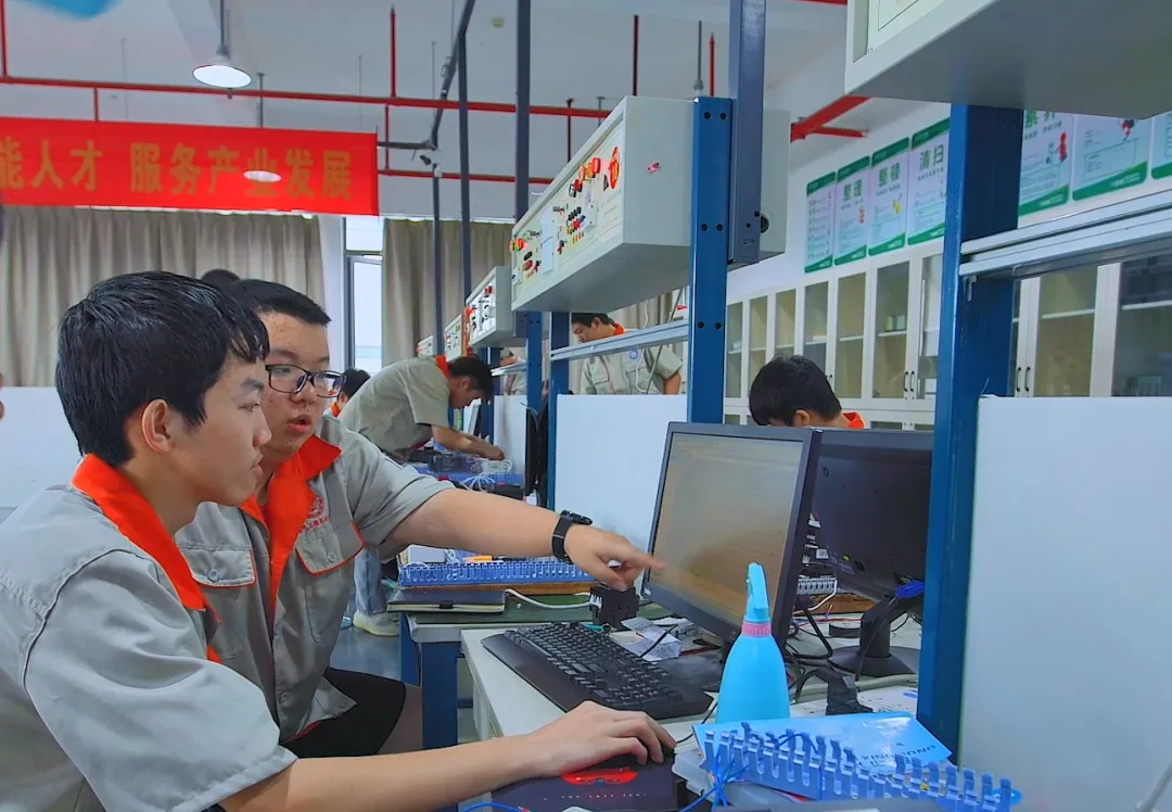 中考出分不用慌!国家公办院校龙岩技师学院让你就业升学有保障!-第4张图片-四季读书网