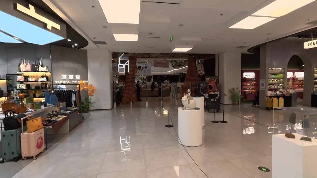校企协同 真题真做丨时尚管理学院三暮书店商业运营实践课程顺利收官-第24张图片-四季读书网