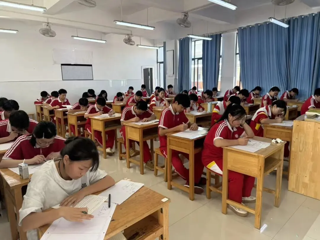 德江伟才高级中学2026年中考志愿填报特别提醒!!-第23张图片-四季读书网
