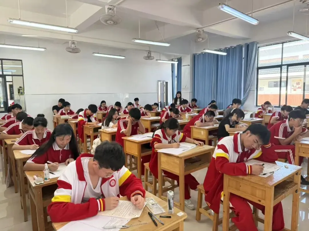 德江伟才高级中学2026年中考志愿填报特别提醒!!-第24张图片-四季读书网