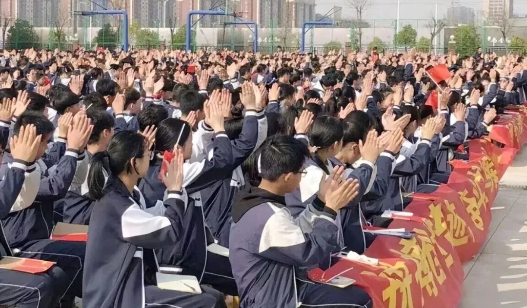 中考后回头看,发现那些考不上高中的孩子 ,基本都是这四类-第9张图片-四季读书网