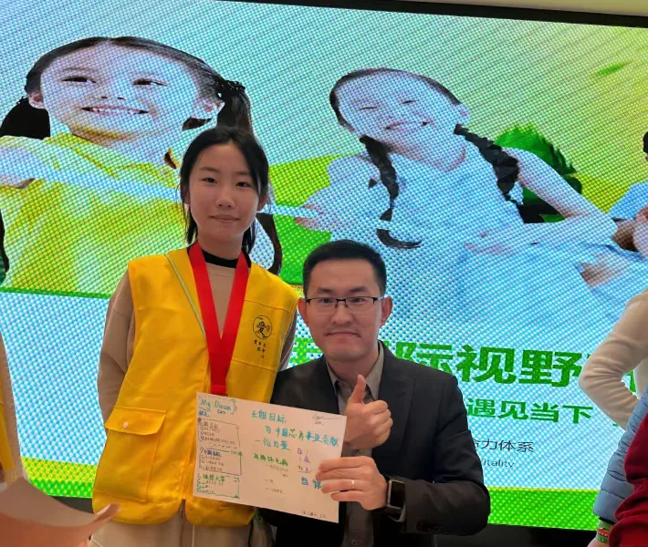 中考 763.5 分!15 岁女孩揭秘:5 年研学熏陶,不熬夜、不补课稳居全市前 30-第3张图片-四季读书网