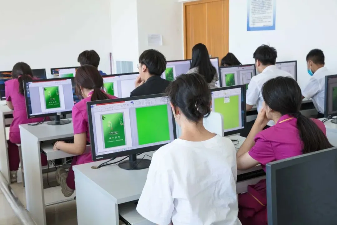 2025年中考录取将结束,新疆西北航空职业技术学校还有少量宝贵的补录名额!-第19张图片-四季读书网 2025年中考录取将结束,新疆西北航空职业技术学校还有少量宝贵的补录名额!-第19张图片-四季读书网