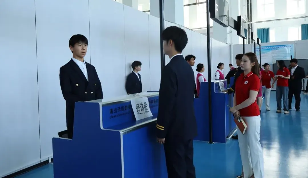 2025年中考录取将结束,新疆西北航空职业技术学校还有少量宝贵的补录名额!-第22张图片-四季读书网 2025年中考录取将结束,新疆西北航空职业技术学校还有少量宝贵的补录名额!-第22张图片-四季读书网