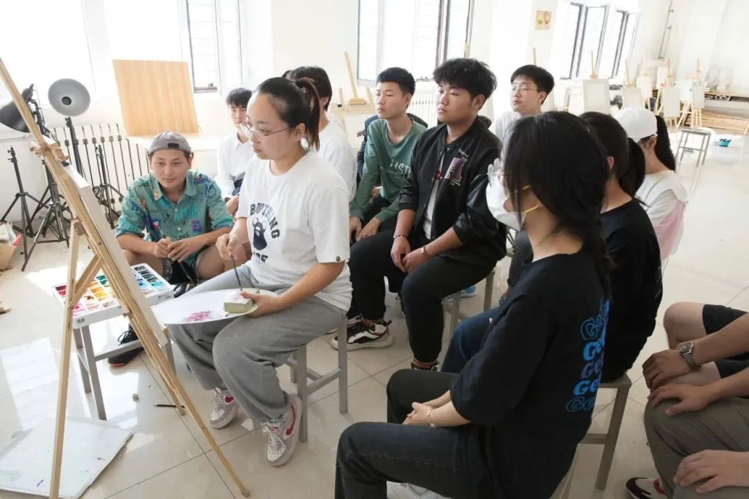 2025年中考录取将结束,新疆西北航空职业技术学校还有少量宝贵的补录名额!-第29张图片-四季读书网 2025年中考录取将结束,新疆西北航空职业技术学校还有少量宝贵的补录名额!-第29张图片-四季读书网