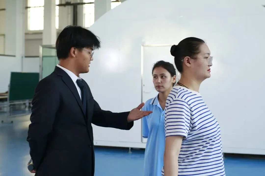 2025年中考录取将结束,新疆西北航空职业技术学校还有少量宝贵的补录名额!-第32张图片-四季读书网 2025年中考录取将结束,新疆西北航空职业技术学校还有少量宝贵的补录名额!-第32张图片-四季读书网