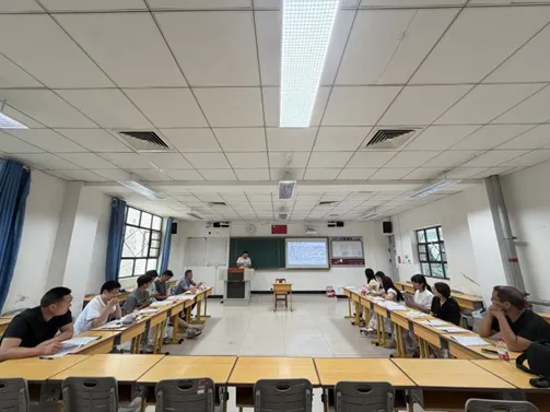深耕高考真题,精研备考路径-第3张图片-四季读书网
