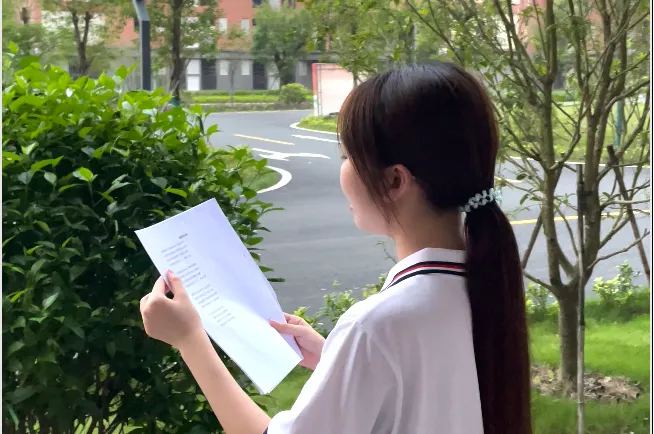 鹤山中考16日放榜!这所学校4000万助学金兜底 !!江门初升高家长必看 !-第28张图片-四季读书网 鹤山中考16日放榜!这所学校4000万助学金兜底 !!江门初升高家长必看 !-第28张图片-四季读书网