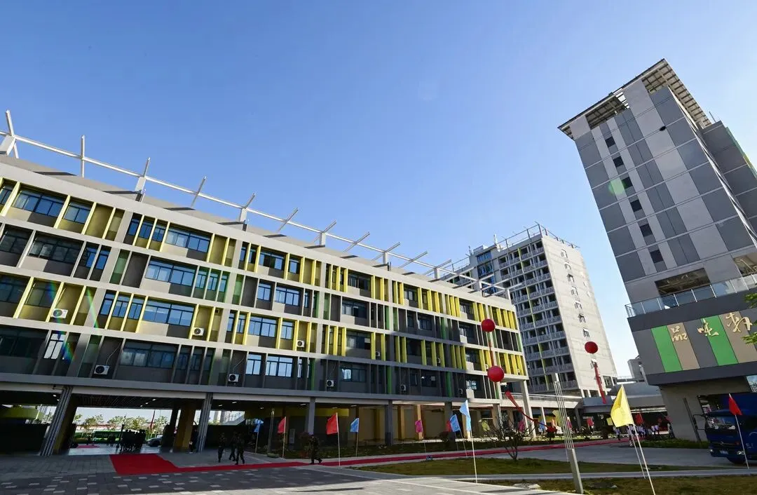 中考失利≠人生输家!低分学子升学路径,家长速看|广州市南华工贸技师学院火热招生中-第4张图片-四季读书网 中考失利≠人生输家!低分学子升学路径,家长速看|广州市南华工贸技师学院火热招生中-第4张图片-四季读书网