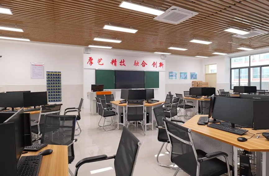 2026年东莞市信息技术学校招生简章(中考成绩录取咨询)-第28张图片-四季读书网