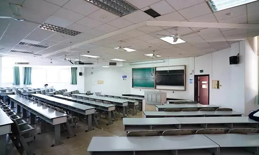 中考 / 普高弯道留学|电子科技大学 OSSD 课程,本地生通道录取翻倍-第4张图片-四季读书网 中考 / 普高弯道留学|电子科技大学 OSSD 课程,本地生通道录取翻倍-第4张图片-四季读书网
