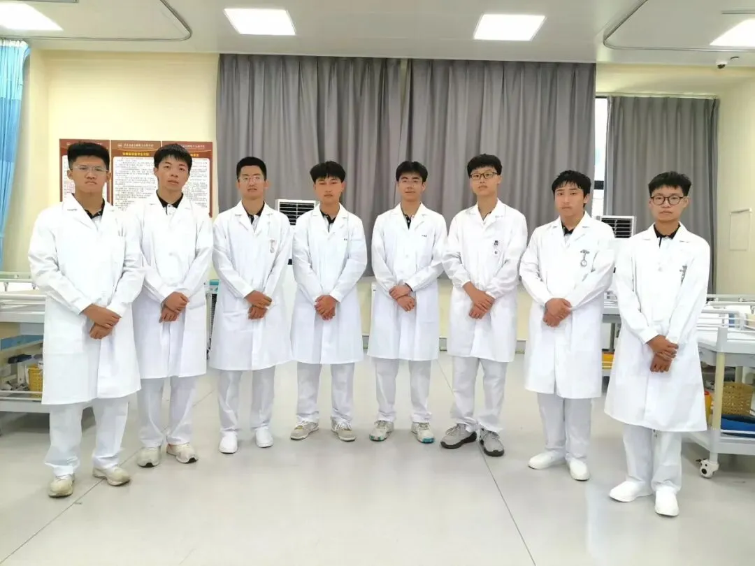 东莞中考成绩今日公布!快来预定这所学校-第28张图片-四季读书网 东莞中考成绩今日公布!快来预定这所学校-第28张图片-四季读书网