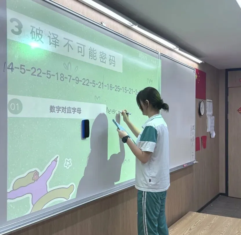 中考结束后,我们收到了两份礼物-第11张图片-四季读书网