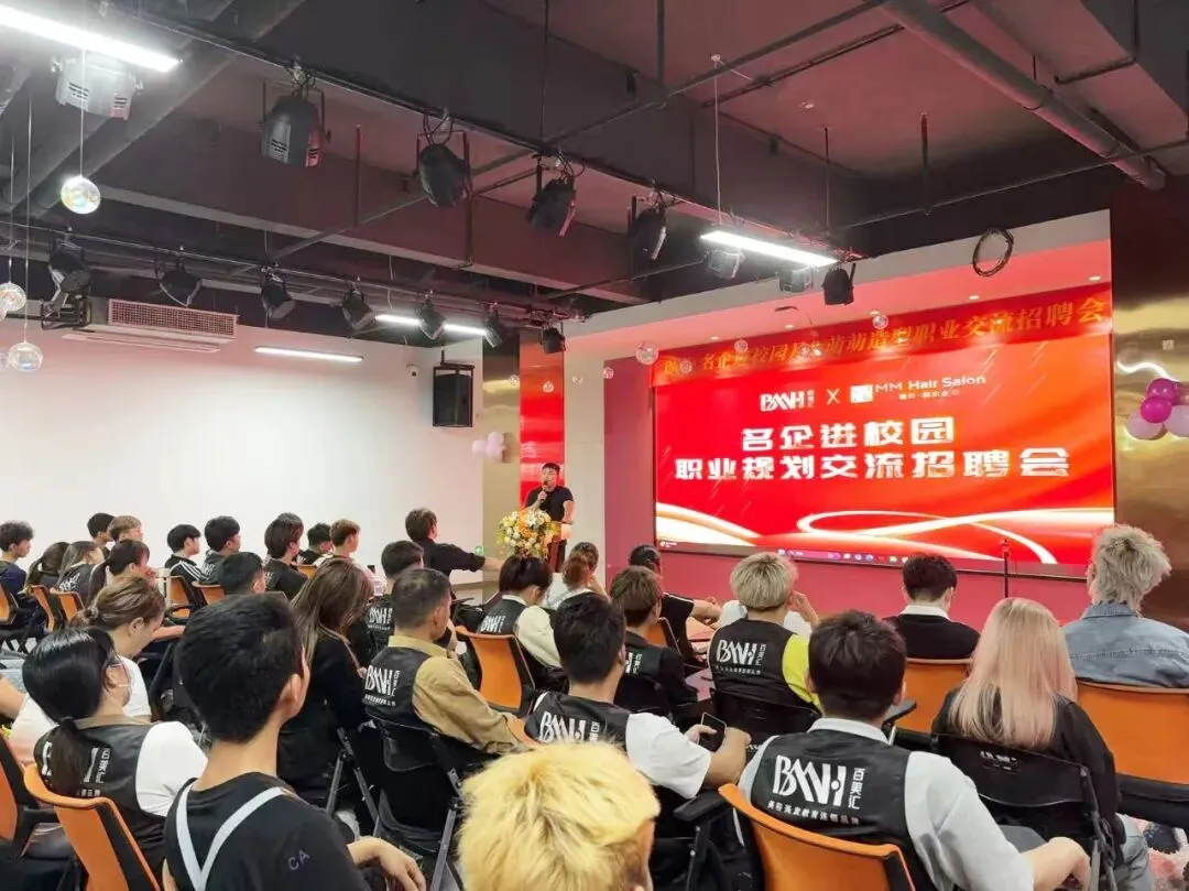 中考倒计时,提前择校的五大优势家长请看!-第7张图片-四季读书网