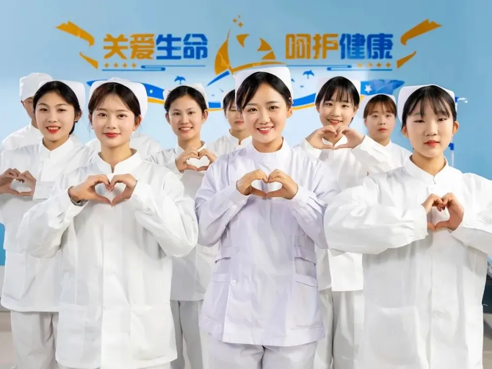 中考即将出分 | 估分300分左右能上什么学校?福建这所正规重点技工学校,升学就业两条路任选!-第32张图片-四季读书网