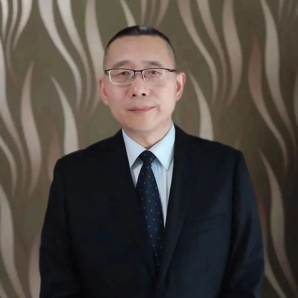 【中考季·校园拾光·伍】师持丹心授业 生随盛夏逐光——西安市第二十六中学教育集团新高一教师团队硬核亮相-第27张图片-四季读书网 【中考季·校园拾光·伍】师持丹心授业 生随盛夏逐光——西安市第二十六中学教育集团新高一教师团队硬核亮相-第27张图片-四季读书网