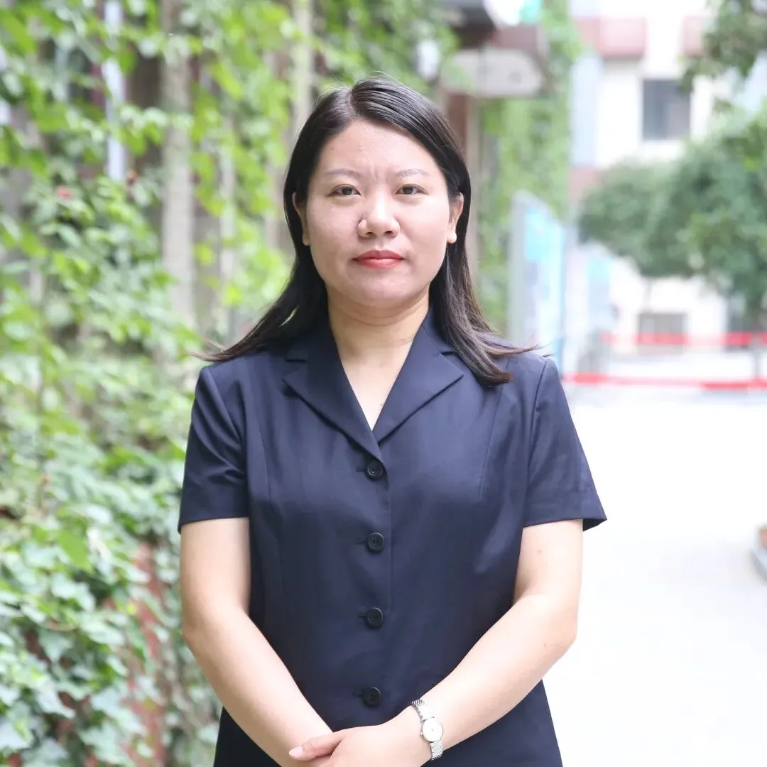 【中考季·校园拾光·伍】师持丹心授业 生随盛夏逐光——西安市第二十六中学教育集团新高一教师团队硬核亮相-第31张图片-四季读书网 【中考季·校园拾光·伍】师持丹心授业 生随盛夏逐光——西安市第二十六中学教育集团新高一教师团队硬核亮相-第31张图片-四季读书网