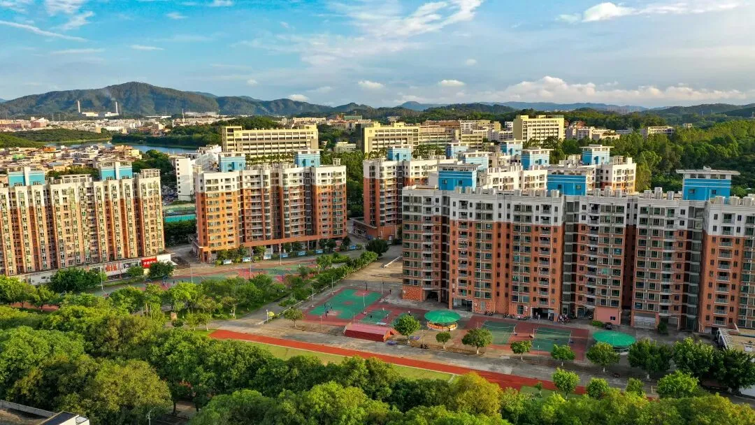 "我中考331分,还有书读吗?"-第15张图片-四季读书网 "我中考331分,还有书读吗?"-第15张图片-四季读书网