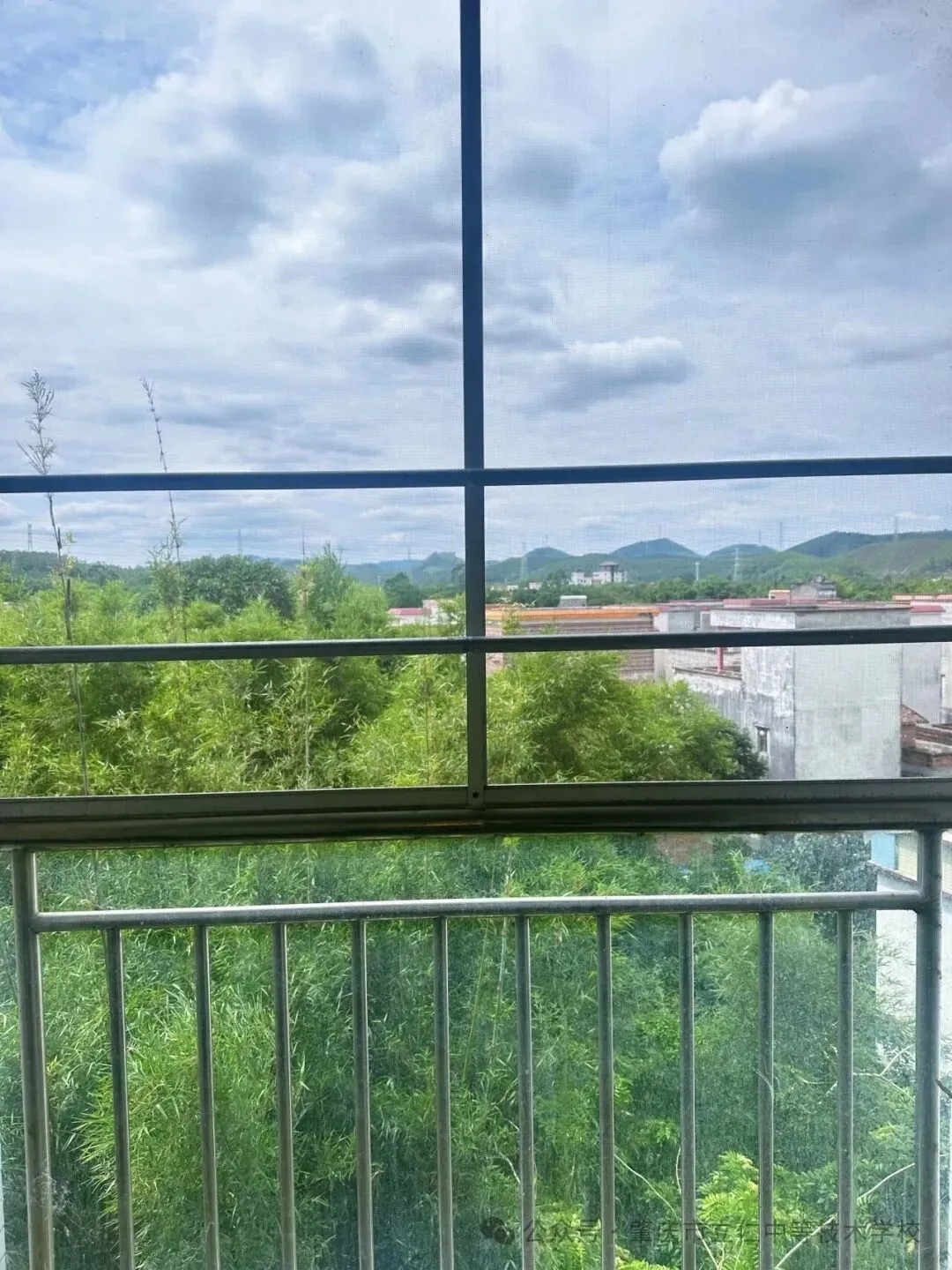 中考分数已定,选对赛道圆你大学梦!来立仁,升学就业两不误!-第60张图片-四季读书网 中考分数已定,选对赛道圆你大学梦!来立仁,升学就业两不误!-第60张图片-四季读书网
