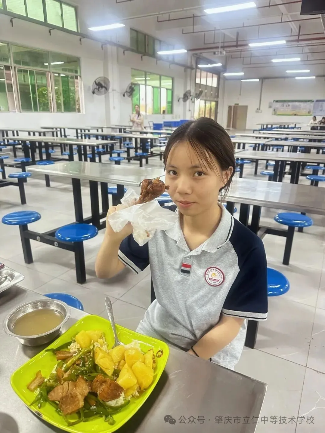 中考分数已定,选对赛道圆你大学梦!来立仁,升学就业两不误!-第62张图片-四季读书网 中考分数已定,选对赛道圆你大学梦!来立仁,升学就业两不误!-第62张图片-四季读书网
