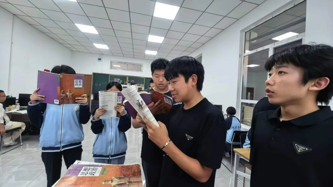 中考没到普高线?不用远赴衡水,山西家门口的衡水高中班,给孩子再拼一次全日制高考的机会!-第6张图片-四季读书网 中考没到普高线?不用远赴衡水,山西家门口的衡水高中班,给孩子再拼一次全日制高考的机会!-第6张图片-四季读书网