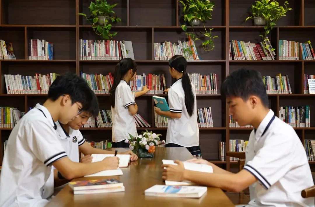 中考成绩差?来广西第一工业学校!公办四星,学费全免!-第3张图片-四季读书网 中考成绩差?来广西第一工业学校!公办四星,学费全免!-第3张图片-四季读书网