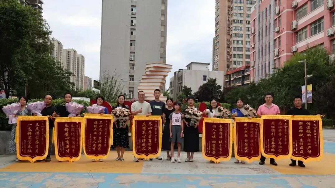 盛夏结硕果,龙门绽芳华 | 2026年中考捷报重磅来袭!-第4张图片-四季读书网 盛夏结硕果,龙门绽芳华 | 2026年中考捷报重磅来袭!-第4张图片-四季读书网